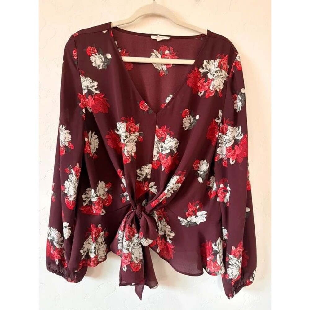 Maurice’s Floral Blouse Size L
